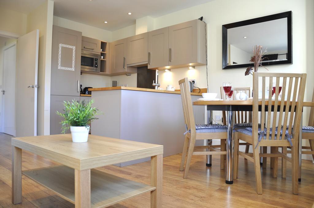 Beautiful 4-Bedroom Flat In London Bridge/Borough! Buitenkant foto